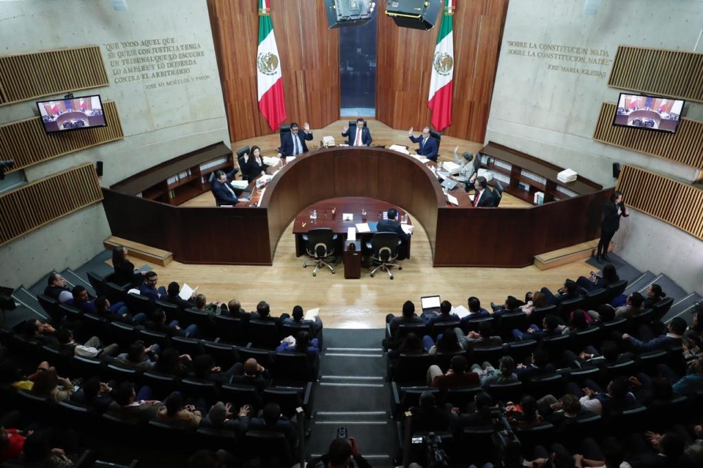 TEPJF ordena a Morena no promover logros ni votos