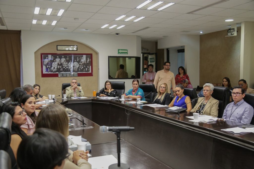 Congreso de Sonora analiza en Parlamento Abierto iniciativa a favor de la salud de las mujeres