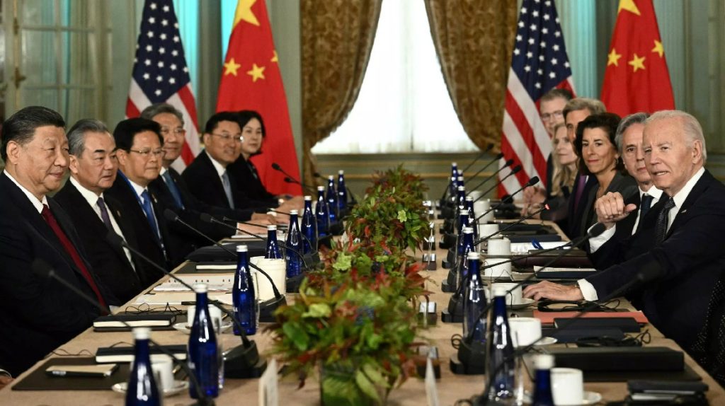 Estados Unidos y China acuerdan frenar la producción de fentanilo y reanudar las comunicaciones militares