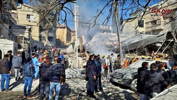 Irán promete represalias contra Israel por el bombardeo en Siria que mató a cuatro oficiales de la Guardia Revolucionaria