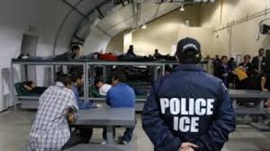 Fianza que pagan inmigrantes para salir de centros de detención en Estados Unidos suman 2,000 millones de dólares