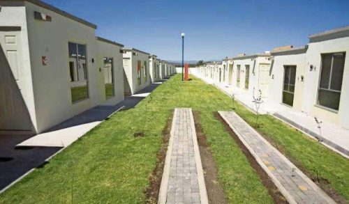 Rechazan empresarios y trabajadores del Infonavit plan de vivienda de Claudia Sheinbaum