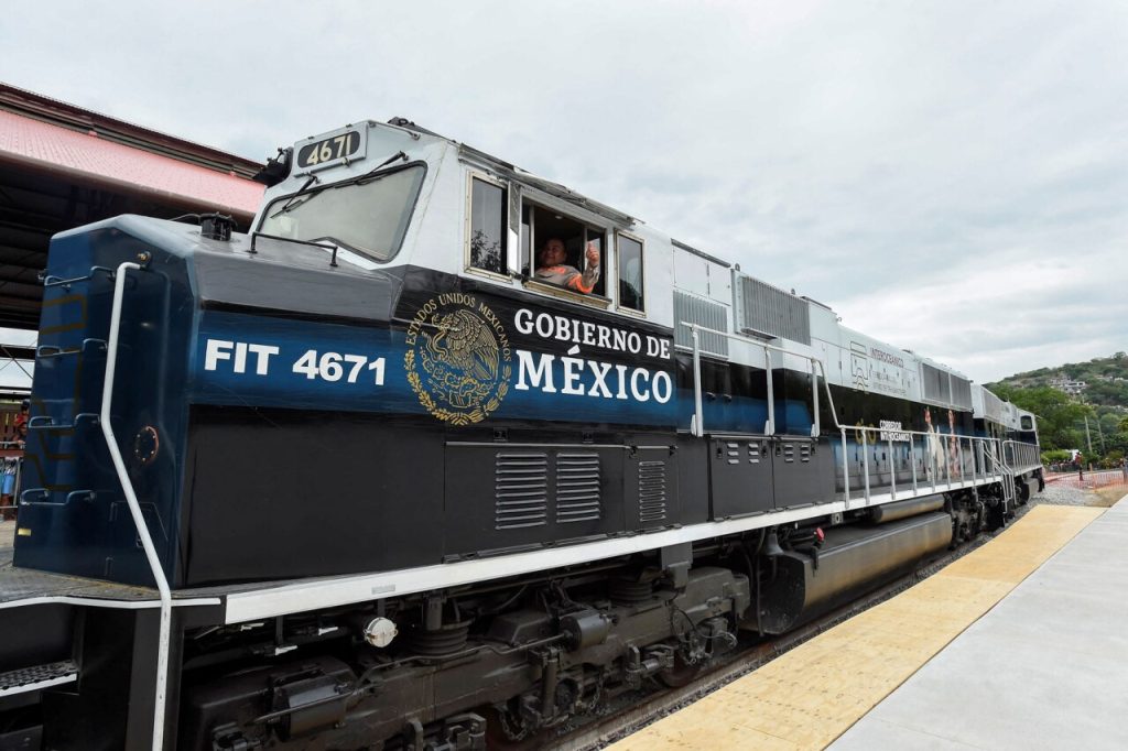 Aprueba Senado que Estado mexicano retome el transporte ferroviario para pasajeros