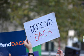 Insisten senadores hispanos a Biden que proteja comunidades inmigrantes antes de terminar su mandato
