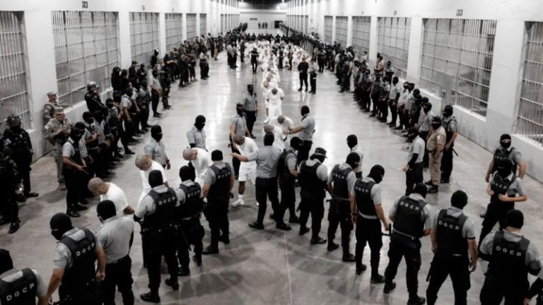 venezolanosenelsavador