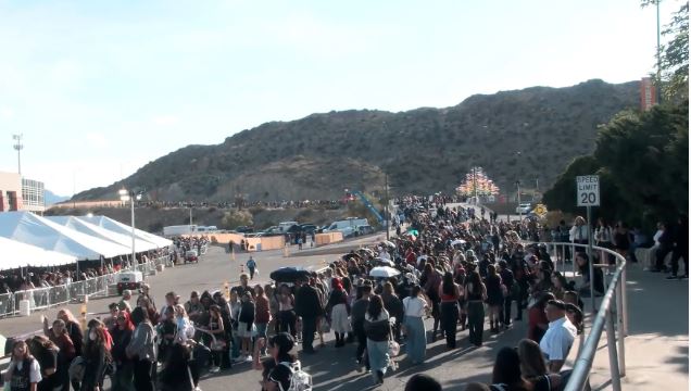 BTS se presenta en El Paso, las Army estadounidenses denuncian mala  organización en el estadio